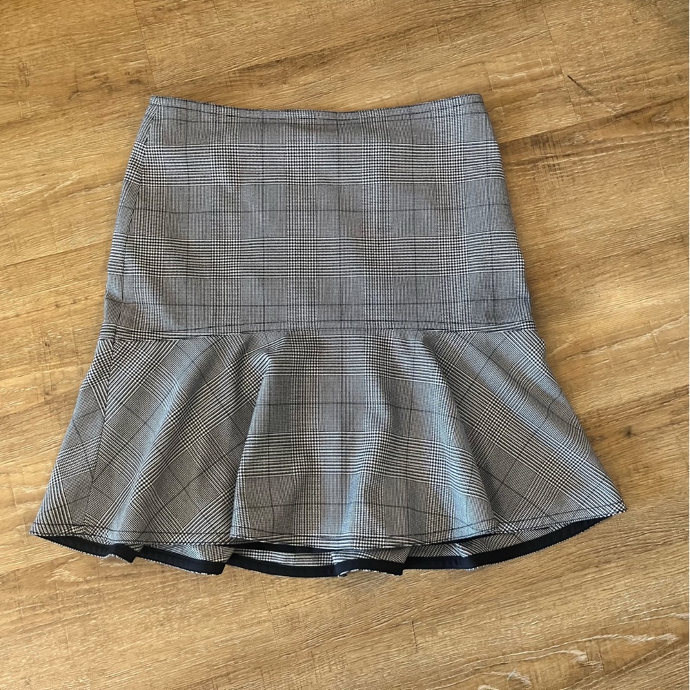 Ann Taylor Glenn plaid flounce skirt
